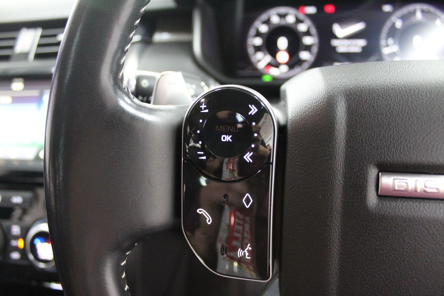 Used Land Rover Discovery 2019 for sale - 77238309: Photo 44