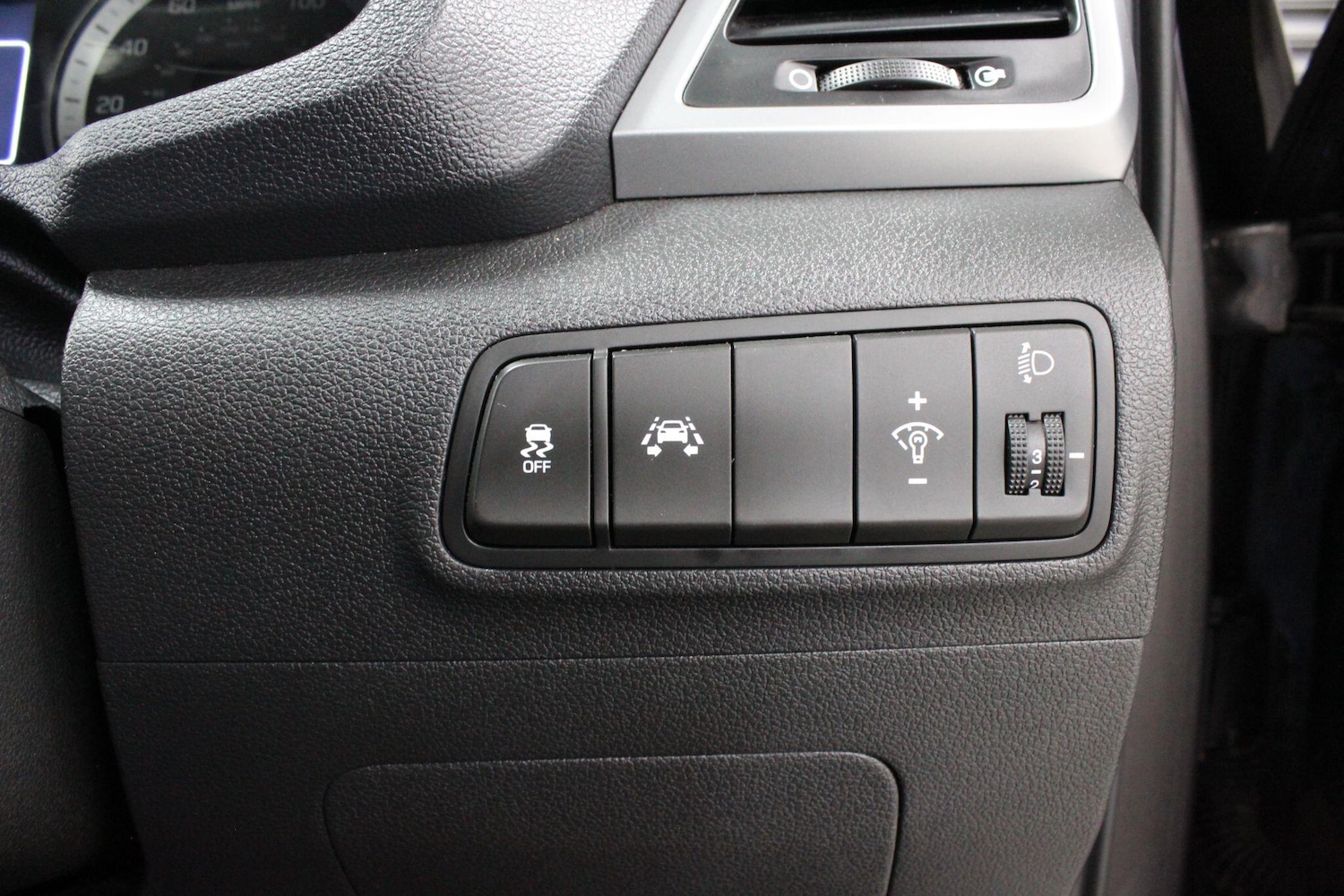 Used Hyundai TUCSON 2017 for sale - 76059421: Photo 31