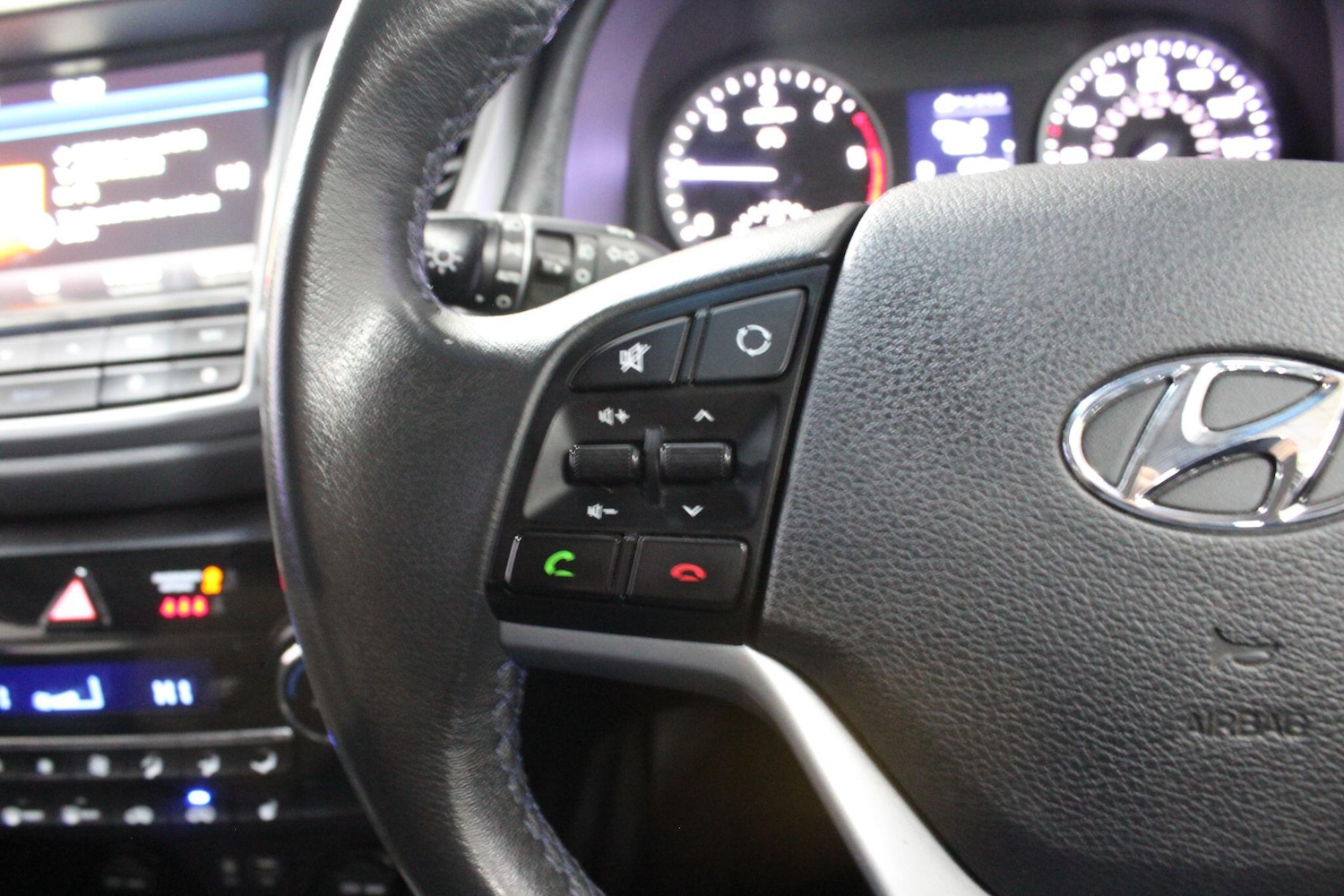 Used Hyundai TUCSON 2017 for sale - 76059421: Photo 33