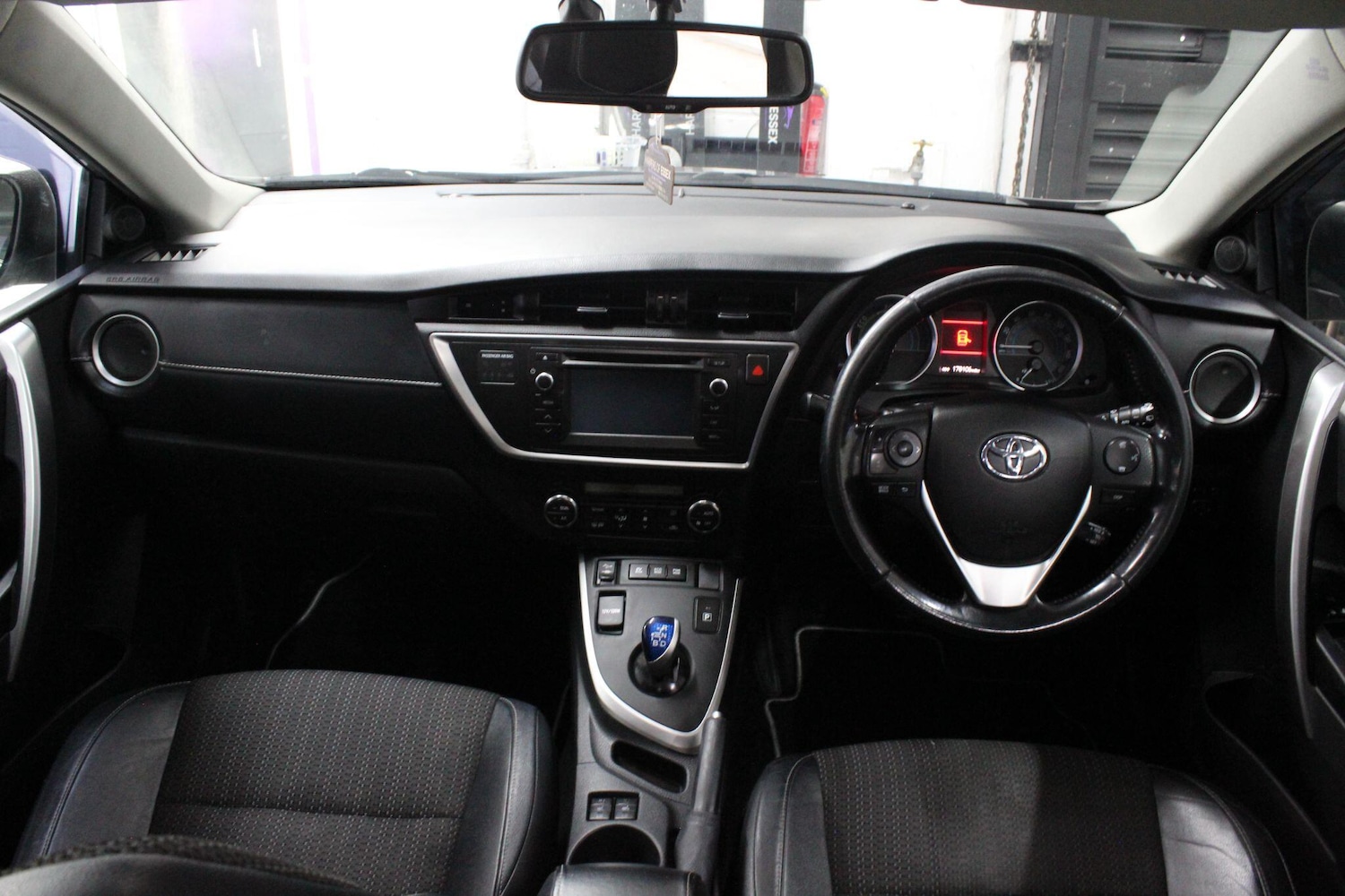 Used Toyota Auris 2015 for sale - 76801876: Photo 20