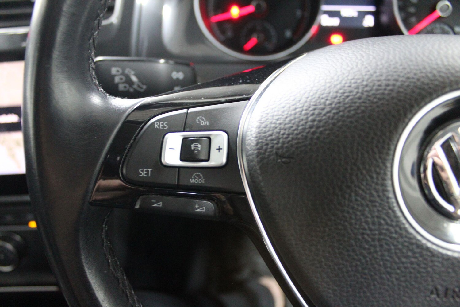 Vehicle 33