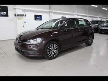 Used Volkswagen Golf 2017 for sale - 74254806: Photo