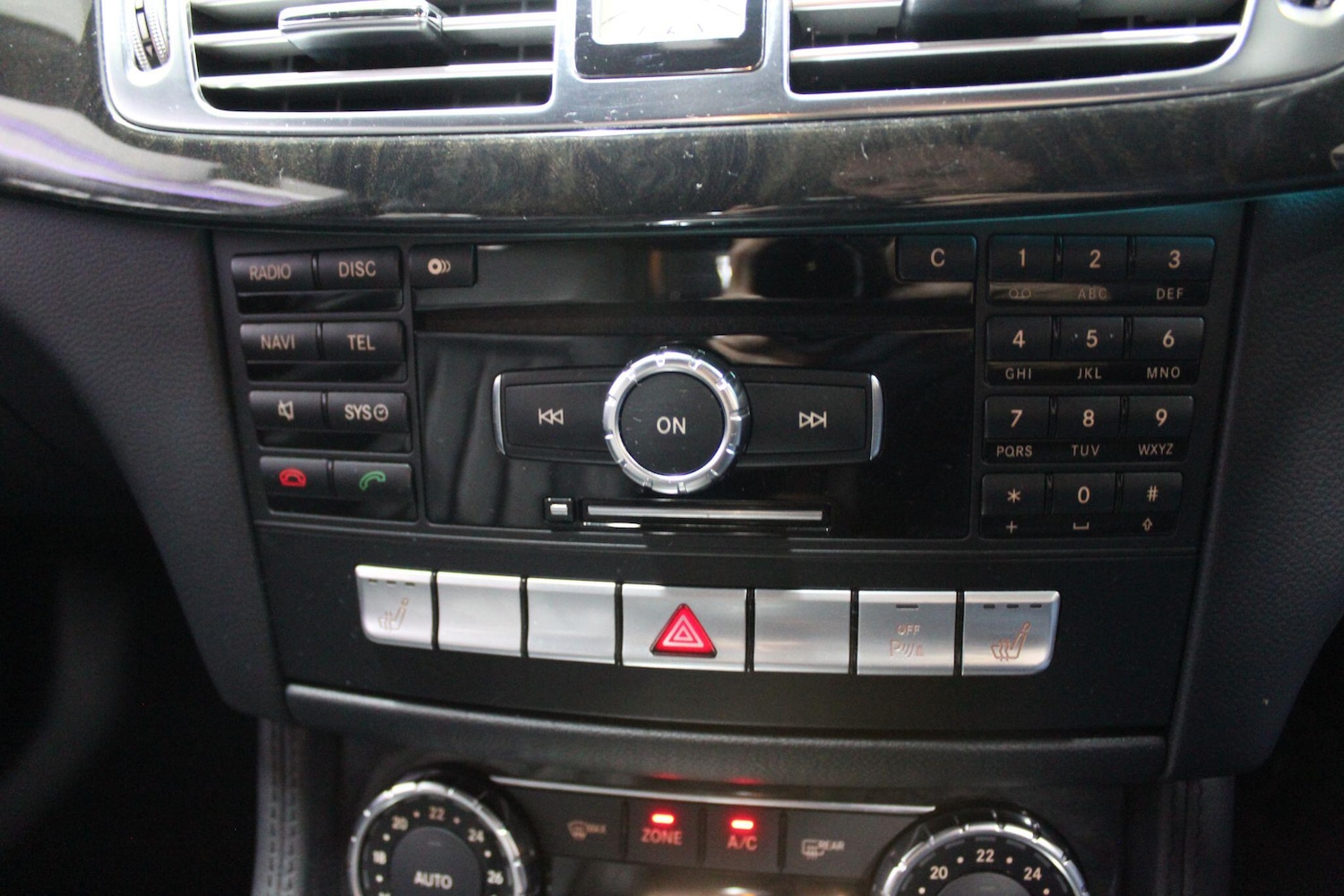 Used Mercedes-Benz CLS for sale - 76824902: Photo 35