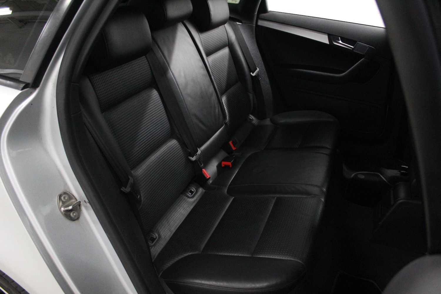 Used Audi S3 2010 for sale - 76865694: Photo 28