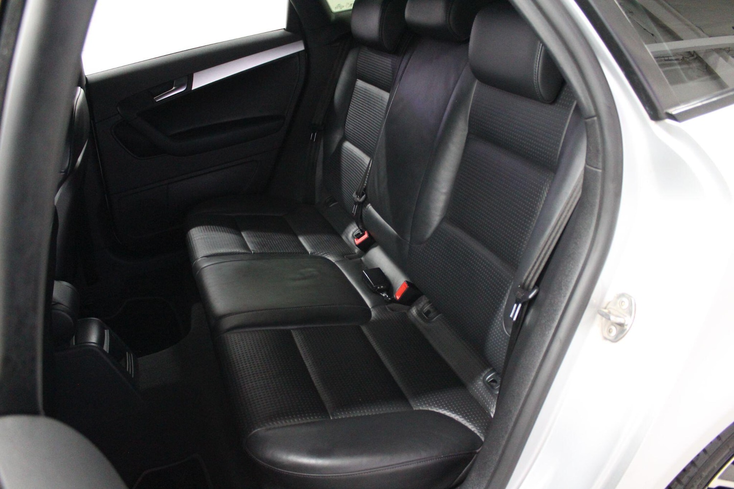 Used Audi S3 2010 for sale - 76865694: Photo 31