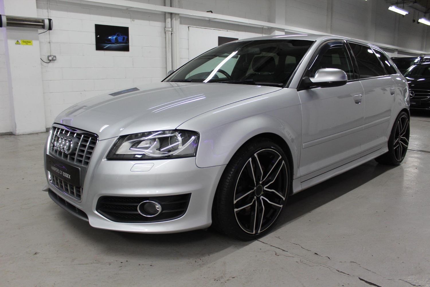 Used Audi S3 2010 for sale - 76865694: Photo 5