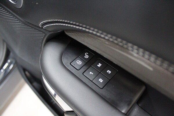 Used Land Rover Discovery 2019 for sale - 74433864: Photo 18