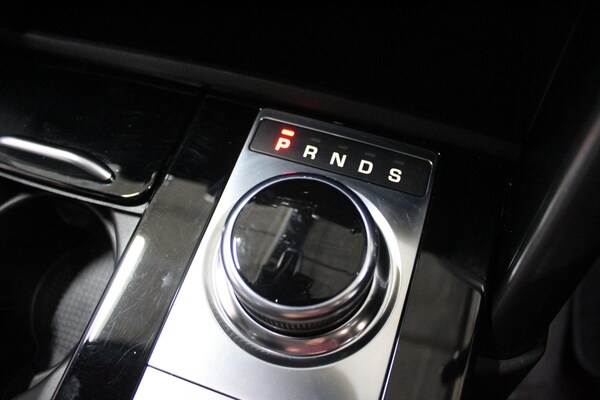 Used Land Rover Discovery 2019 for sale - 74433864: Photo 31