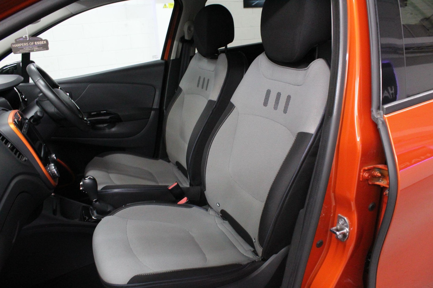 Used Renault Captur 2014 for sale - 77057399: Photo 14