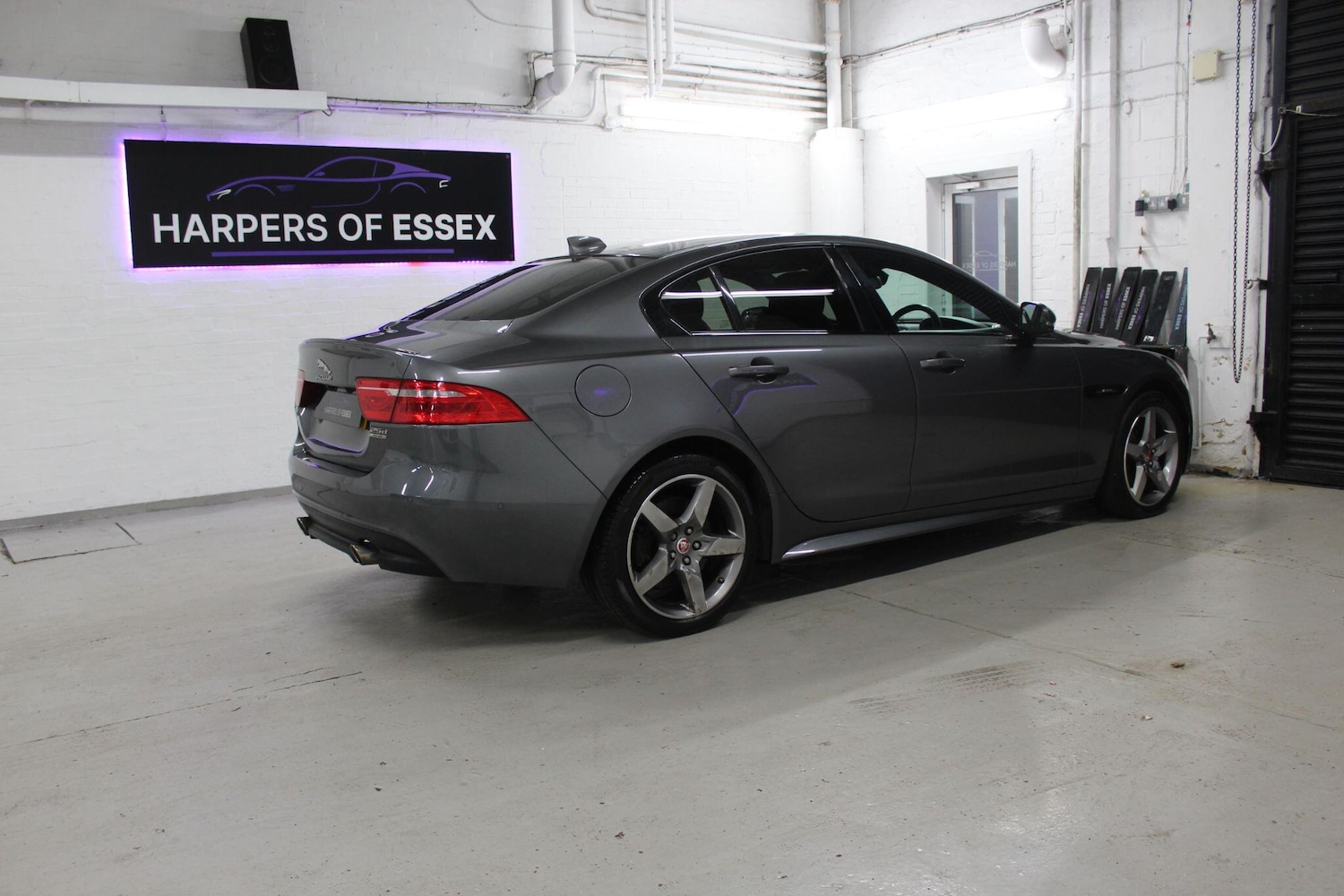 Used Jaguar XE 2017 for sale - 77670480: Photo 9