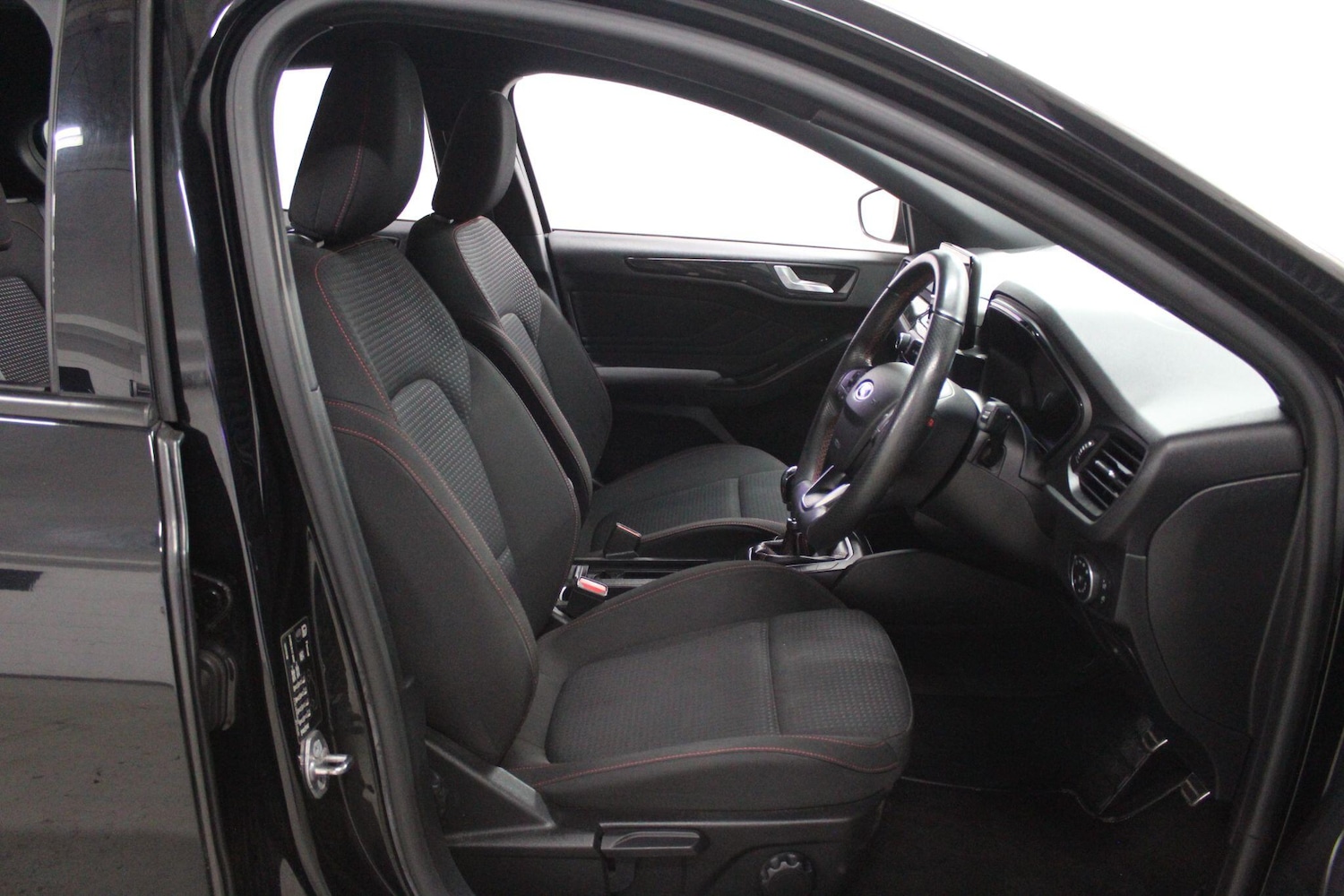 Used Ford Focus for sale - 76824976: Photo 10