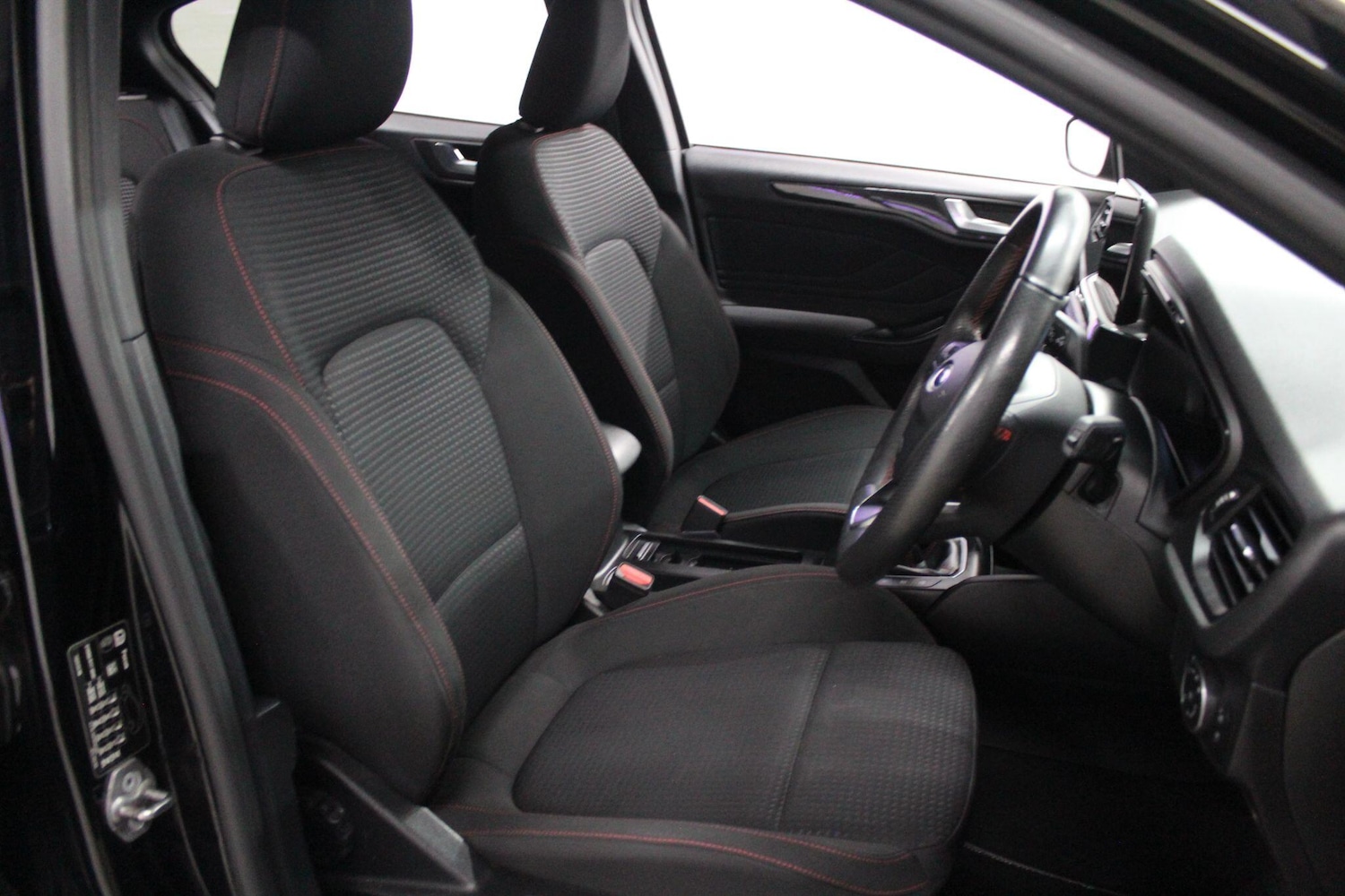 Used Ford Focus for sale - 76824976: Photo 11