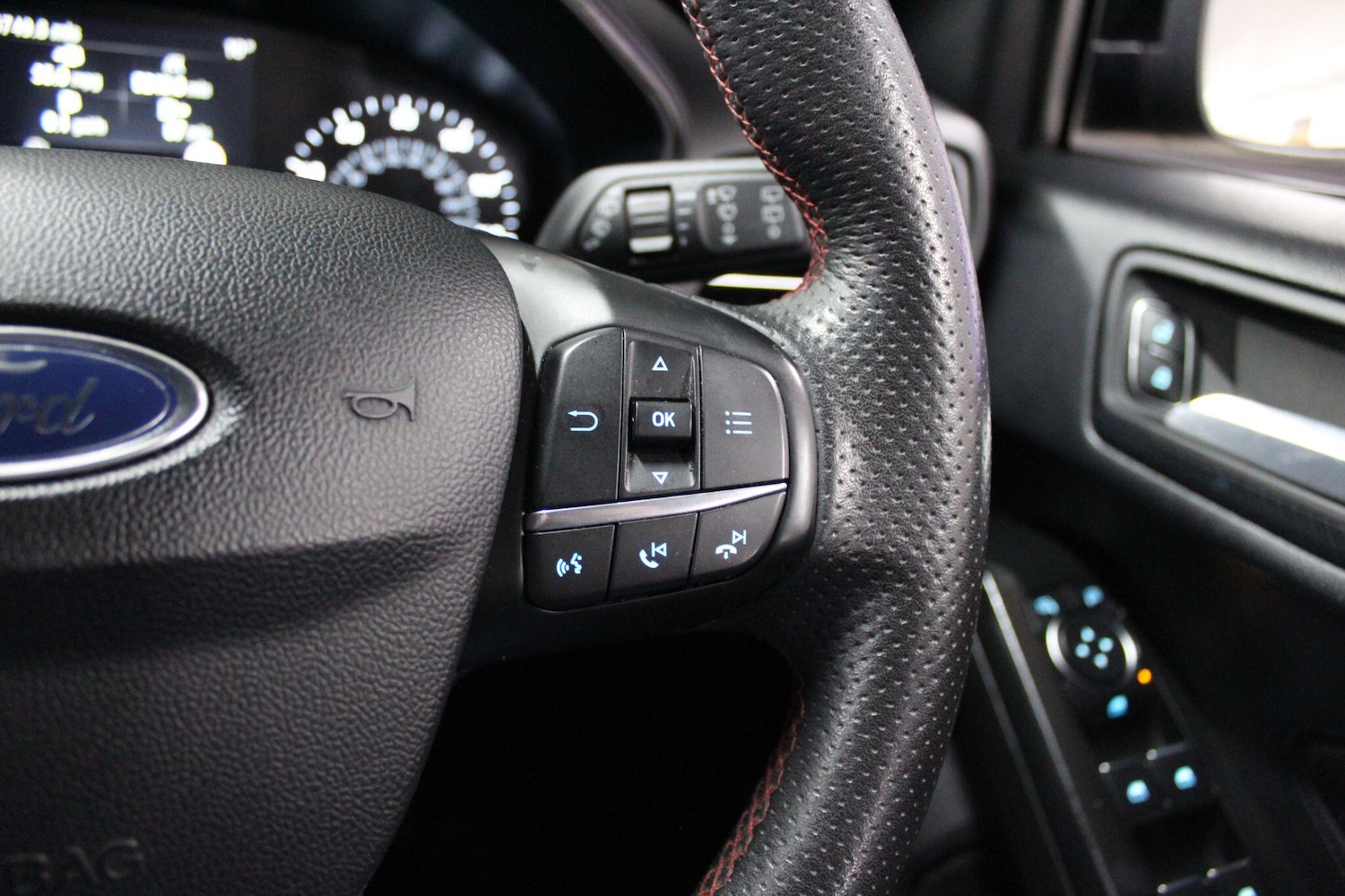 Used Ford Focus for sale - 76824976: Photo 28