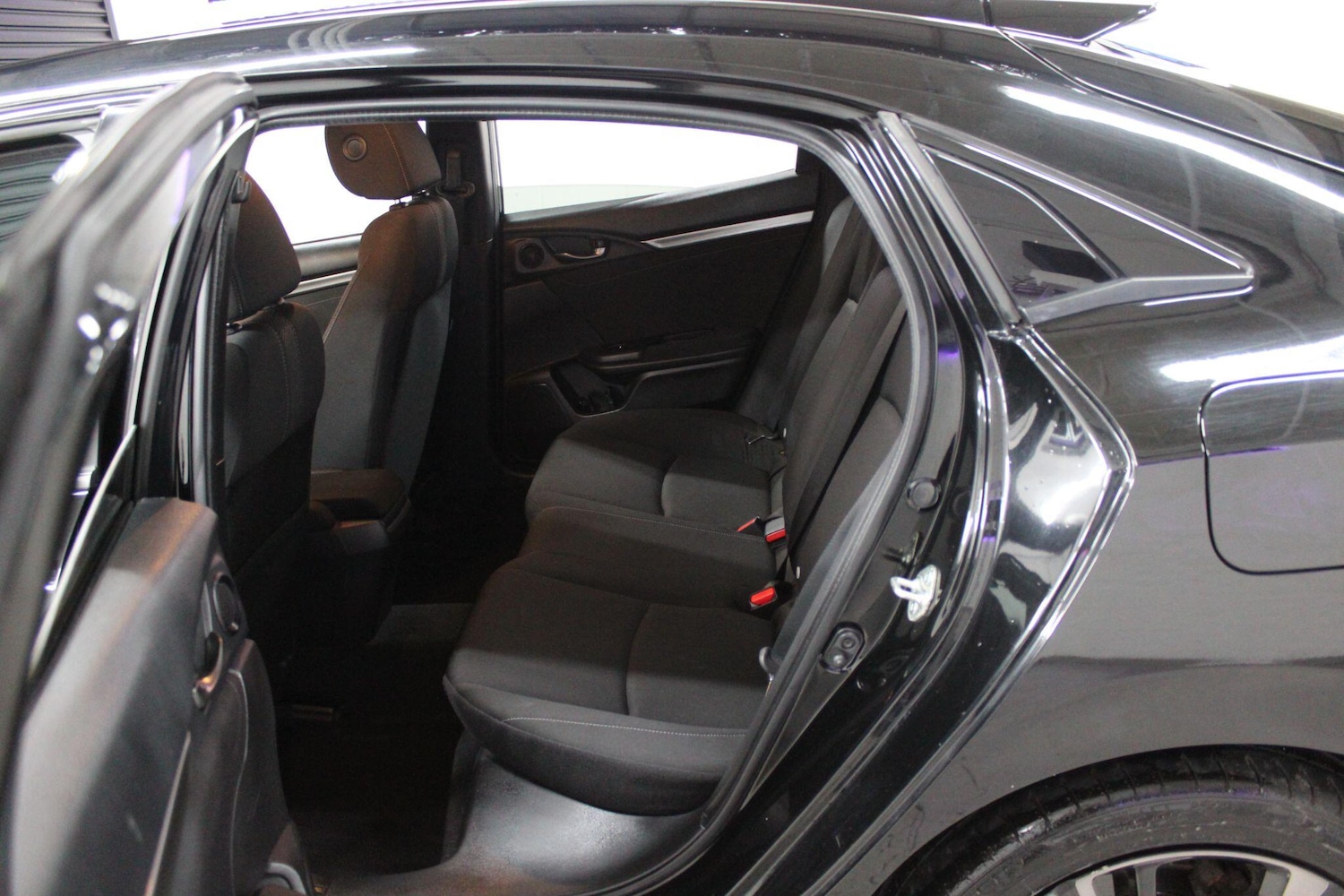 Used Honda Civic 2017 for sale - 77424968: Photo 17