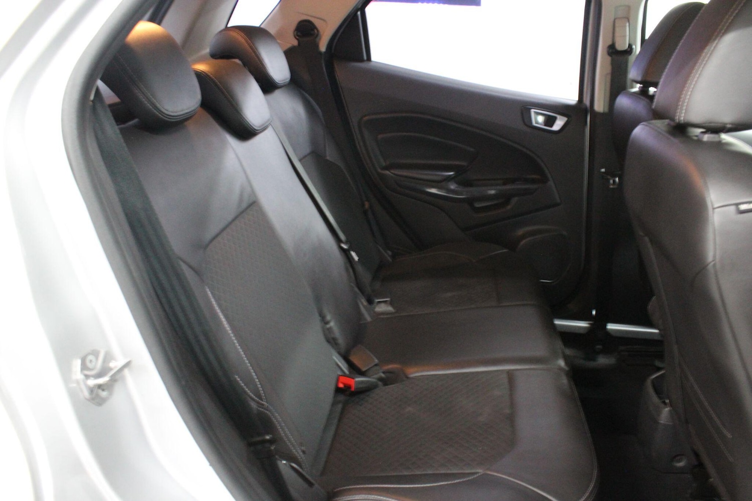 Used Ford Ecosport 2015 for sale - 76349275: Photo 15