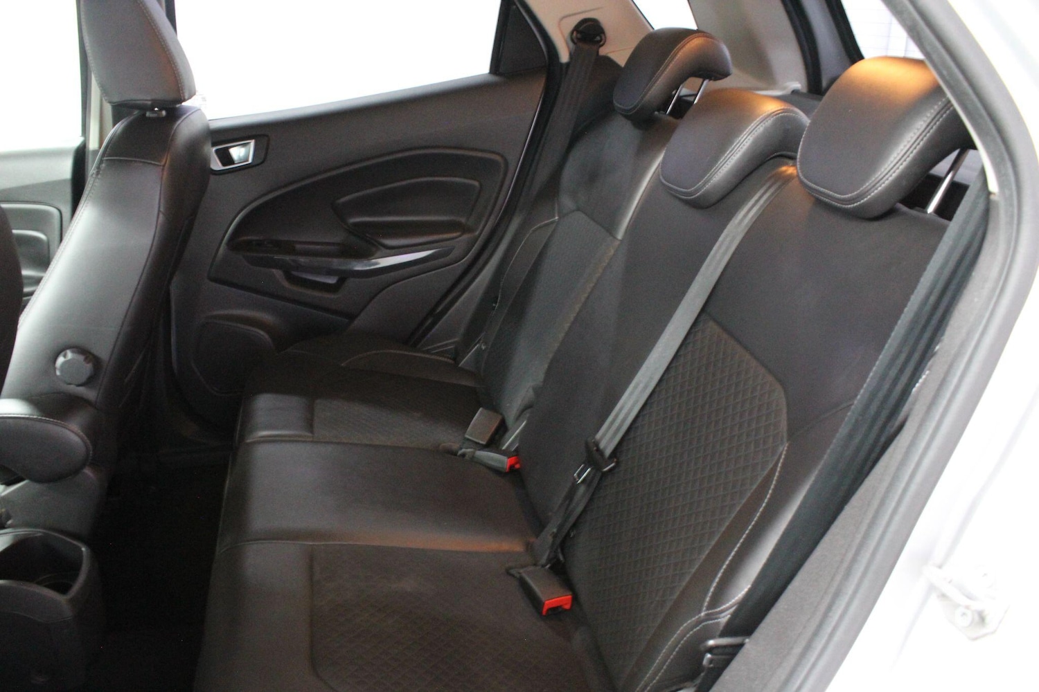 Used Ford Ecosport 2015 for sale - 76349275: Photo 17