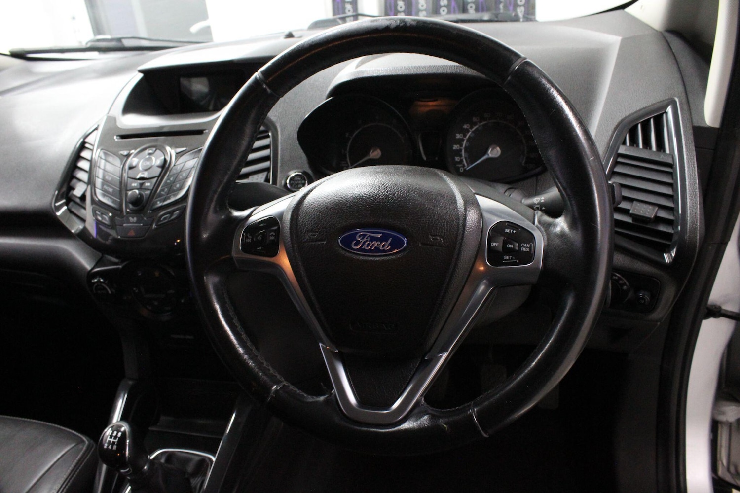Used Ford Ecosport 2015 for sale - 76349275: Photo 18