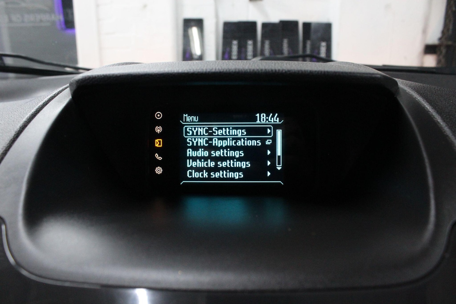 Used Ford Ecosport 2015 for sale - 76349275: Photo 26