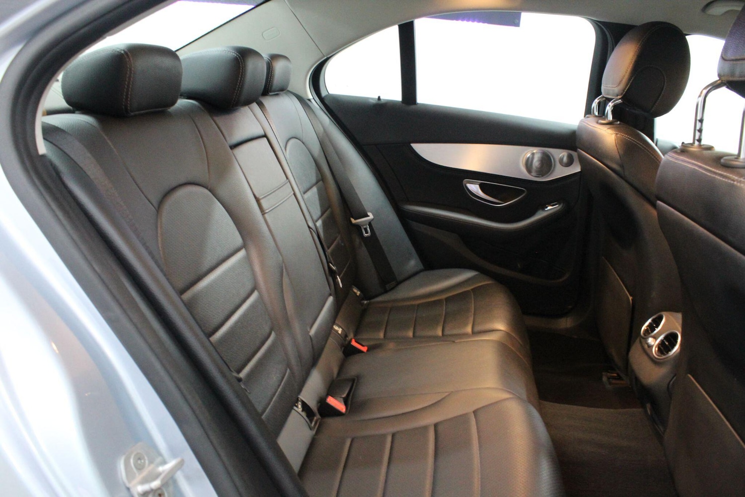 Used Mercedes-Benz C Class 2015 for sale - 76399147: Photo 18