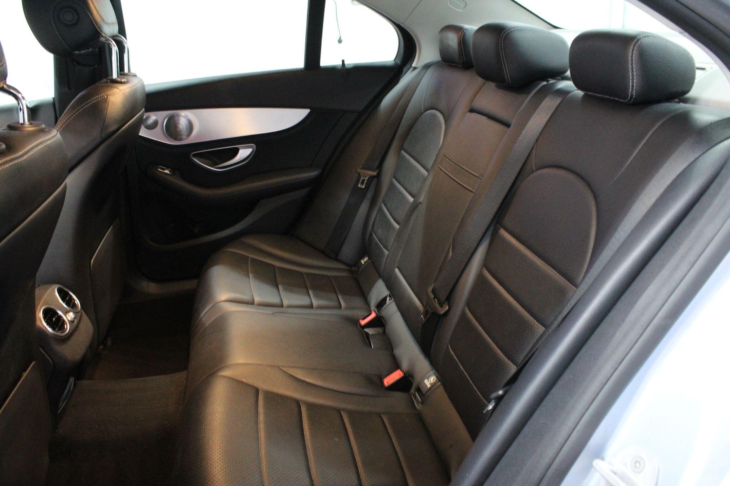 Used Mercedes-Benz C Class 2015 for sale - 76399147: Photo 20