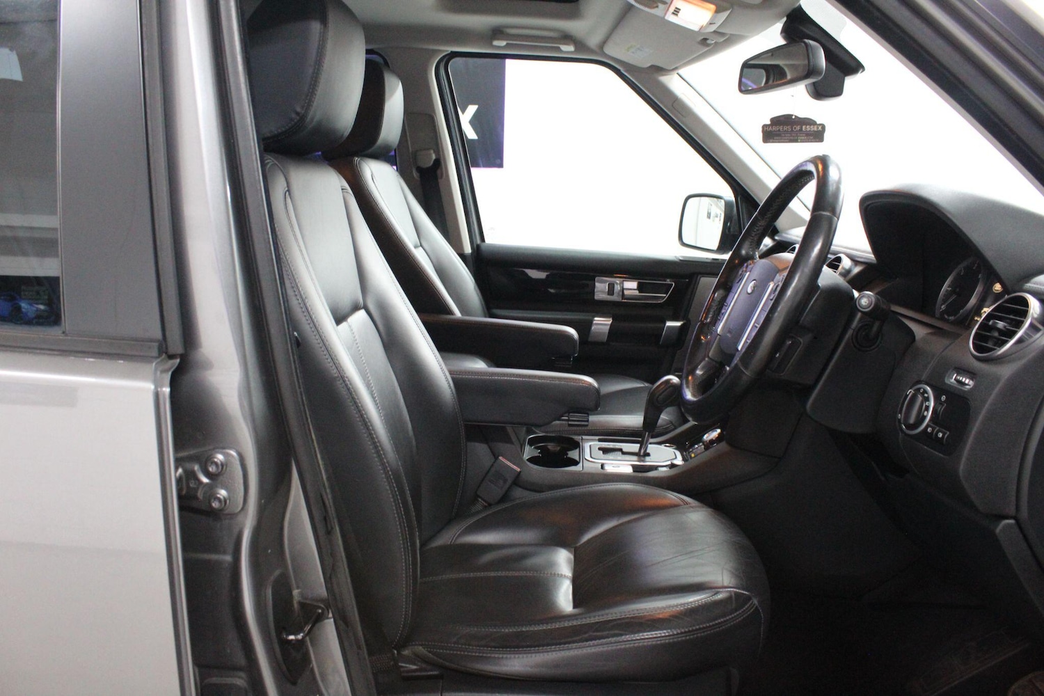 Used Land Rover Discovery 4 2010 for sale - 75539999: Photo 11