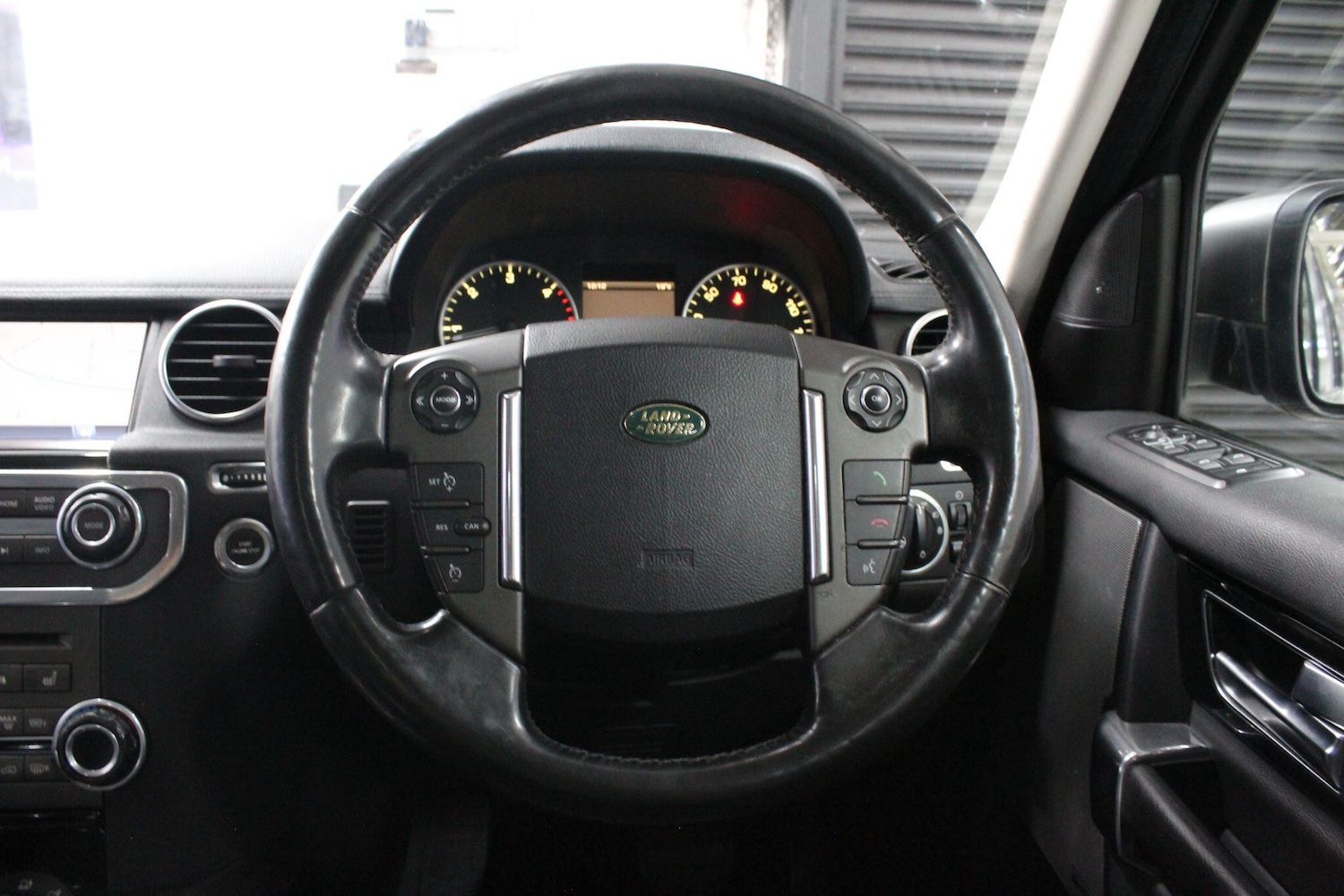 Used Land Rover Discovery 4 2010 for sale - 75539999: Photo 22