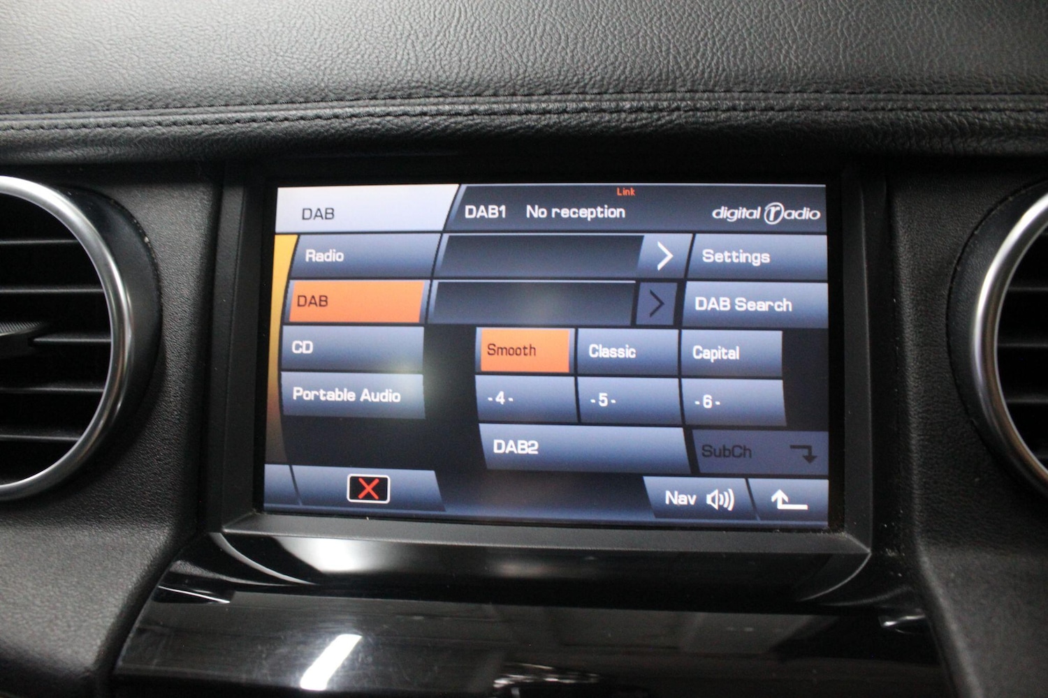 Used Land Rover Discovery 4 2010 for sale - 75539999: Photo 29