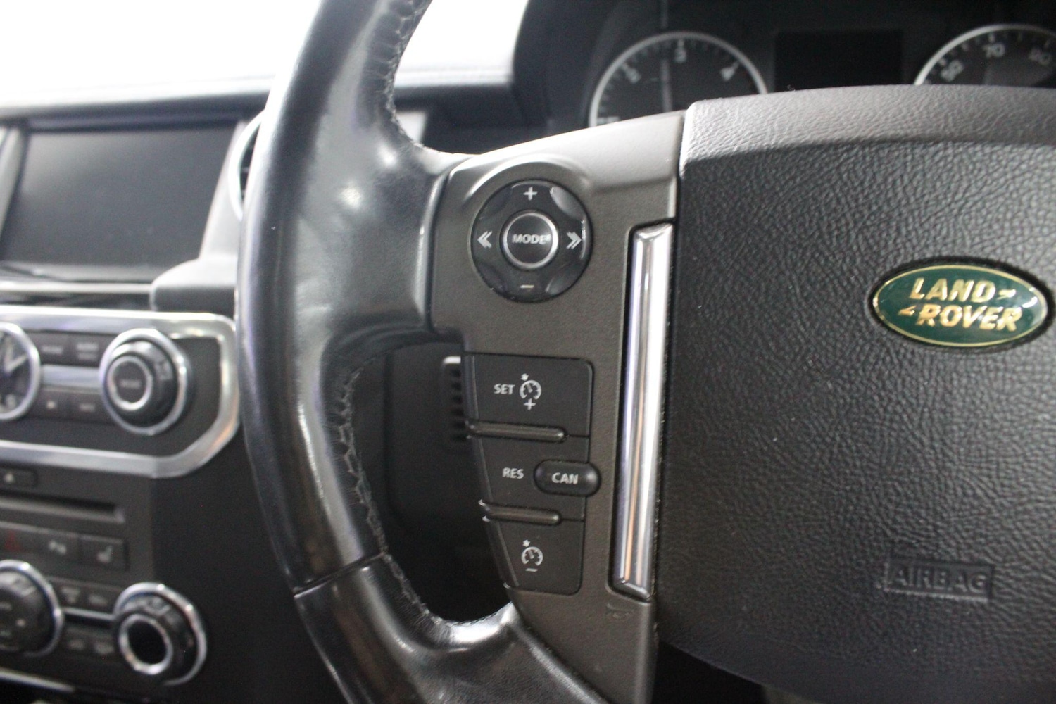 Used Land Rover Discovery 4 2010 for sale - 75539999: Photo 37