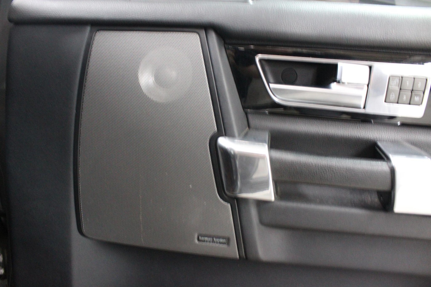 Used Land Rover Discovery 4 2010 for sale - 75539999: Photo 43