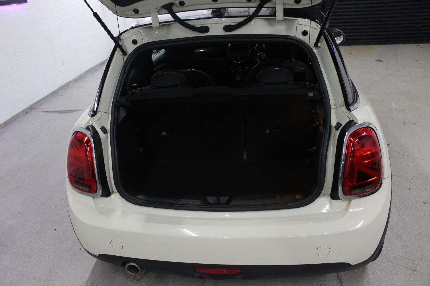 Used MINI Hatch 2018 for sale - 76899706: Photo 19