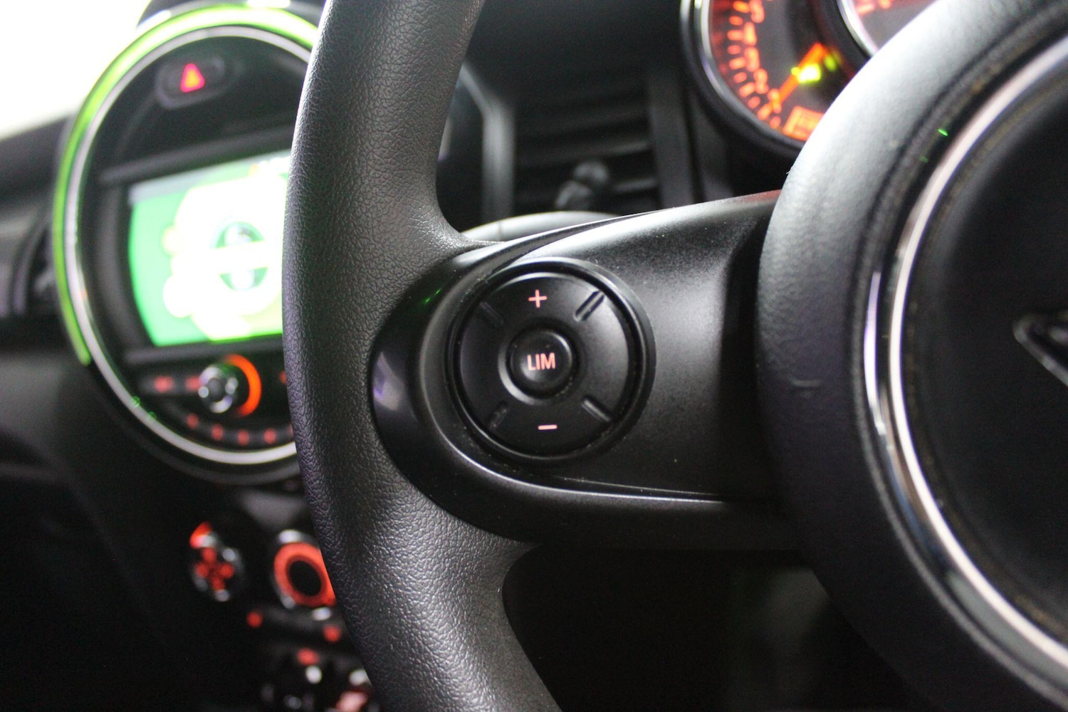 Used MINI Hatch 2018 for sale - 76899706: Photo 31