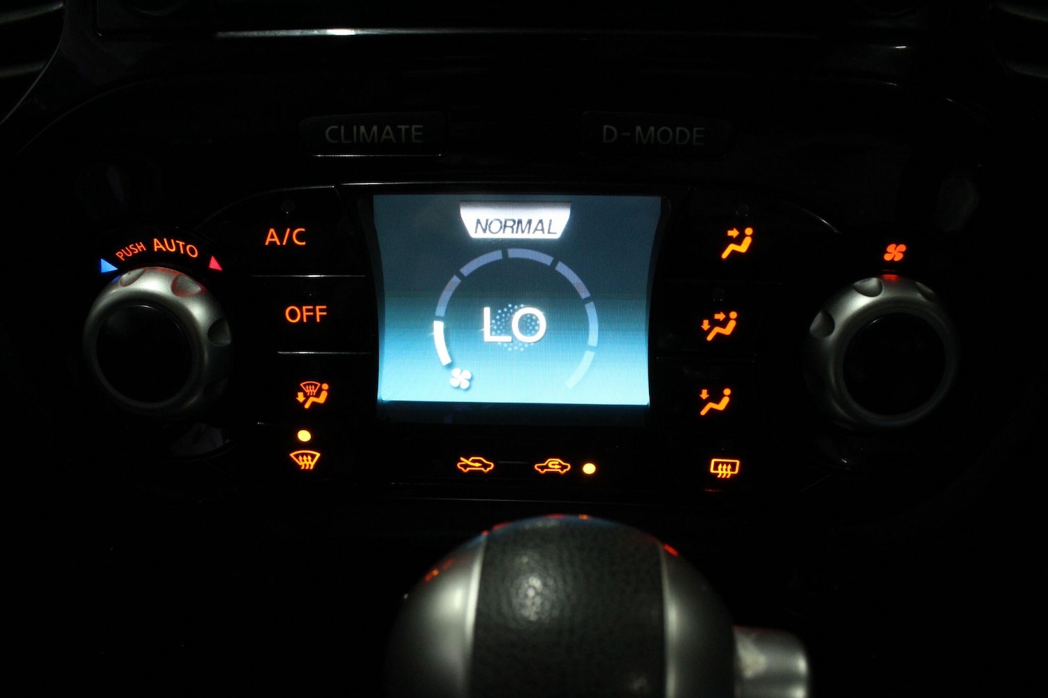 Used Nissan Juke 2018 for sale - 76137206: Photo 36