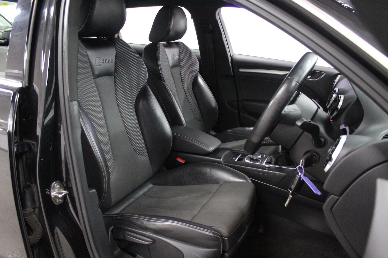 Used Audi A3 2014 for sale - 77658836: Photo 12