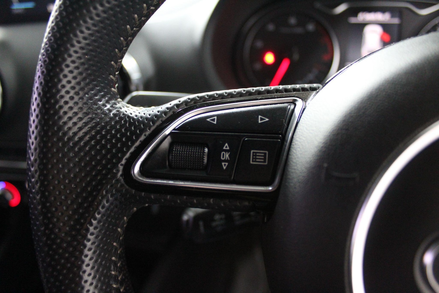 Used Audi A3 2014 for sale - 77658836: Photo 27