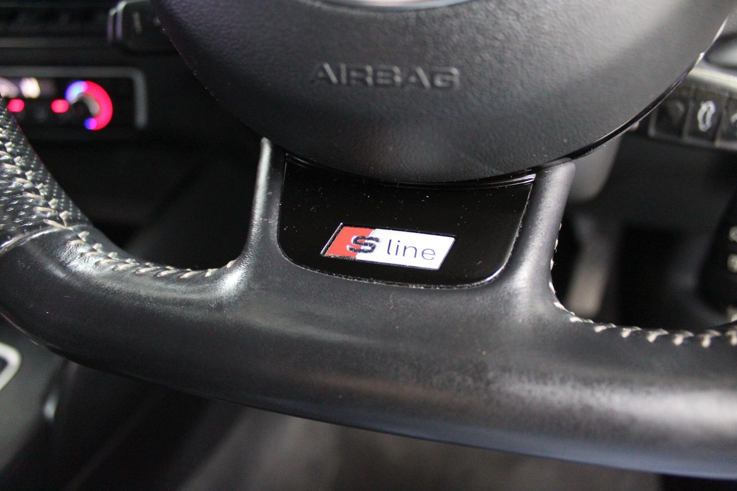 Used Audi A3 2014 for sale - 77658836: Photo 37