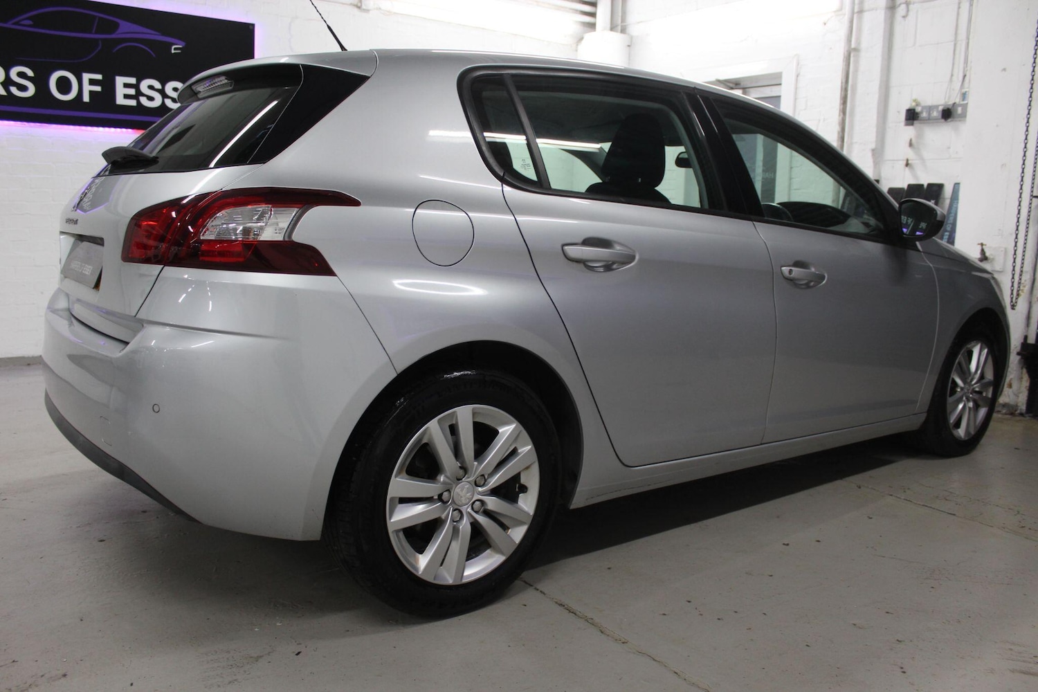 Used Peugeot 308 2014 for sale - 77769027: Photo 10