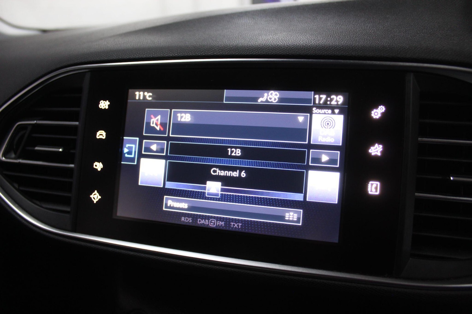 Used Peugeot 308 2014 for sale - 77769027: Photo 26