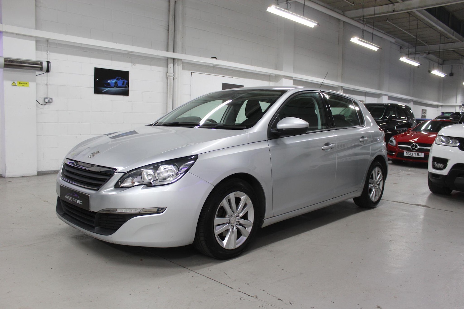 Used Peugeot 308 2014 for sale - 77769027: Photo 4