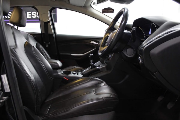 Used Ford Focus 2012 for sale - 75042003: Photo 11