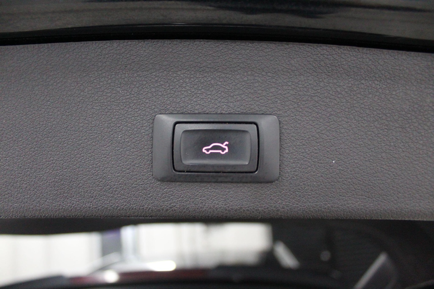 Used Audi Q5 2013 for sale - 76824903: Photo 30