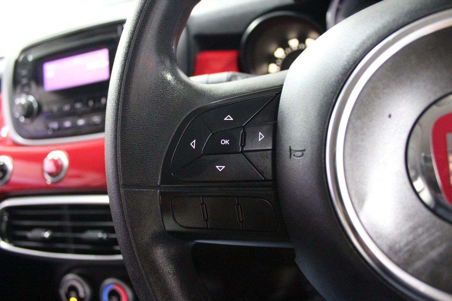 Used Fiat 500X 2016 for sale - 76865815: Photo 34