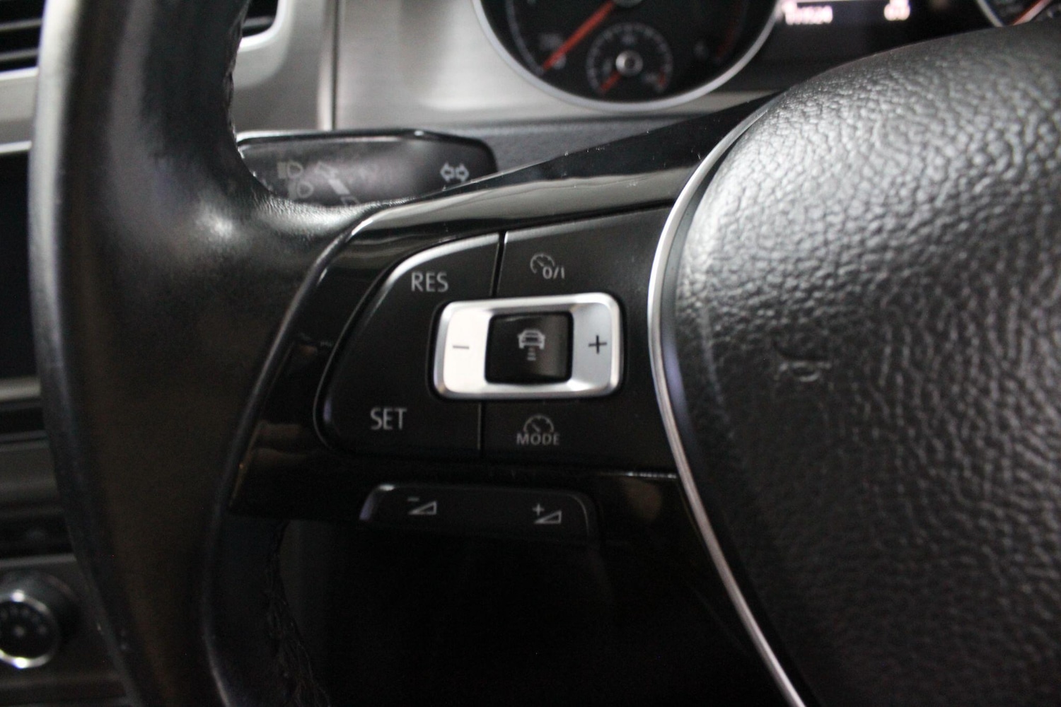 Used Volkswagen Golf 2013 for sale - 75990209: Photo 30