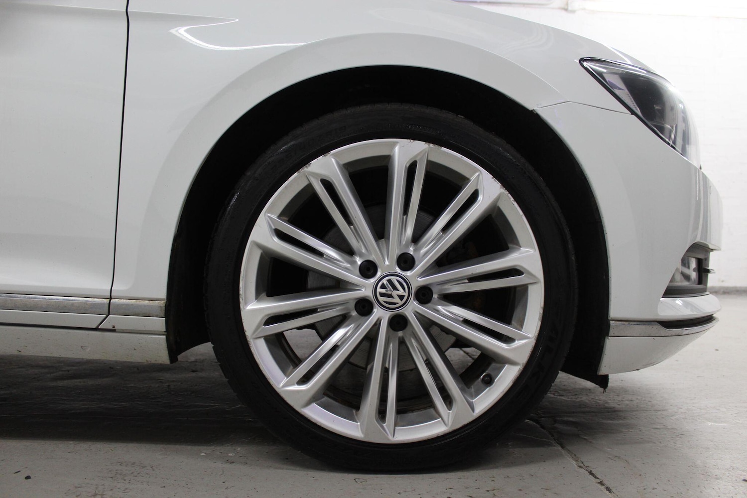 Used Volkswagen Passat for sale - 77625575: Photo 23