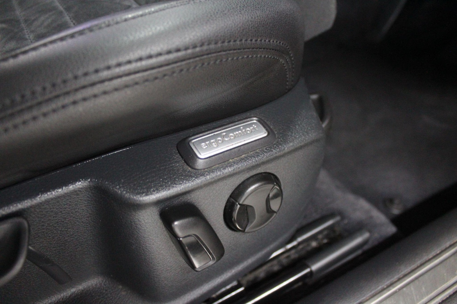 Used Volkswagen Passat for sale - 77625575: Photo 30