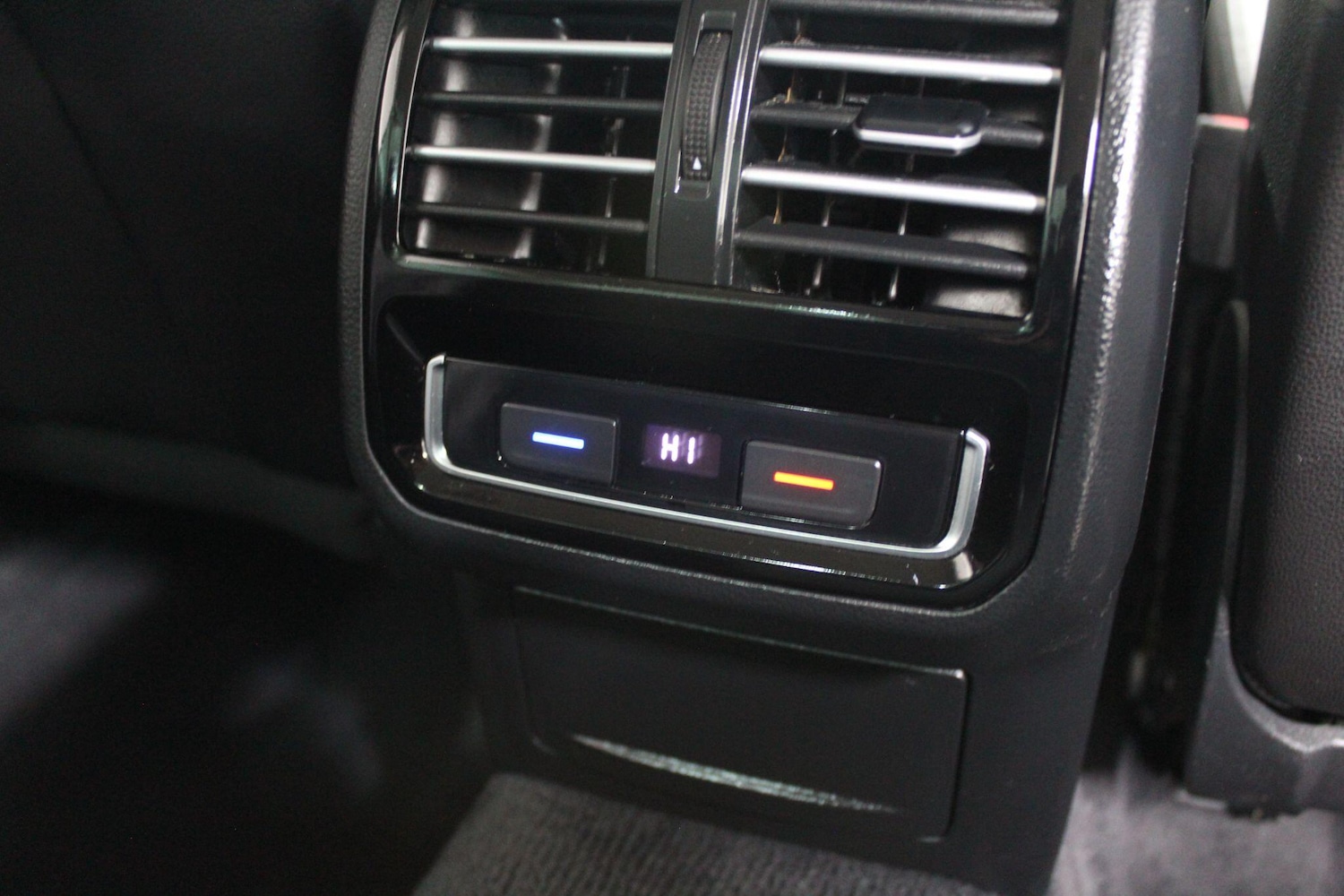 Used Volkswagen Passat for sale - 77625575: Photo 35