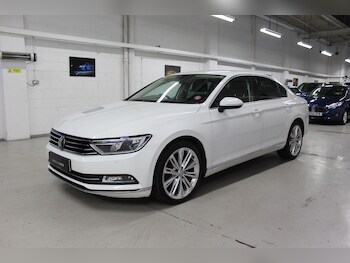 Used Volkswagen Passat 2016 for sale - 77625575: Photo