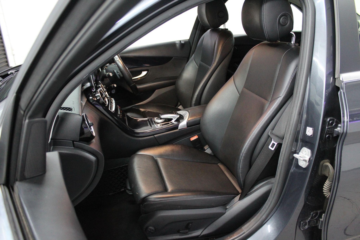 Used Mercedes-Benz C Class 2016 for sale - 76899447: Photo 14