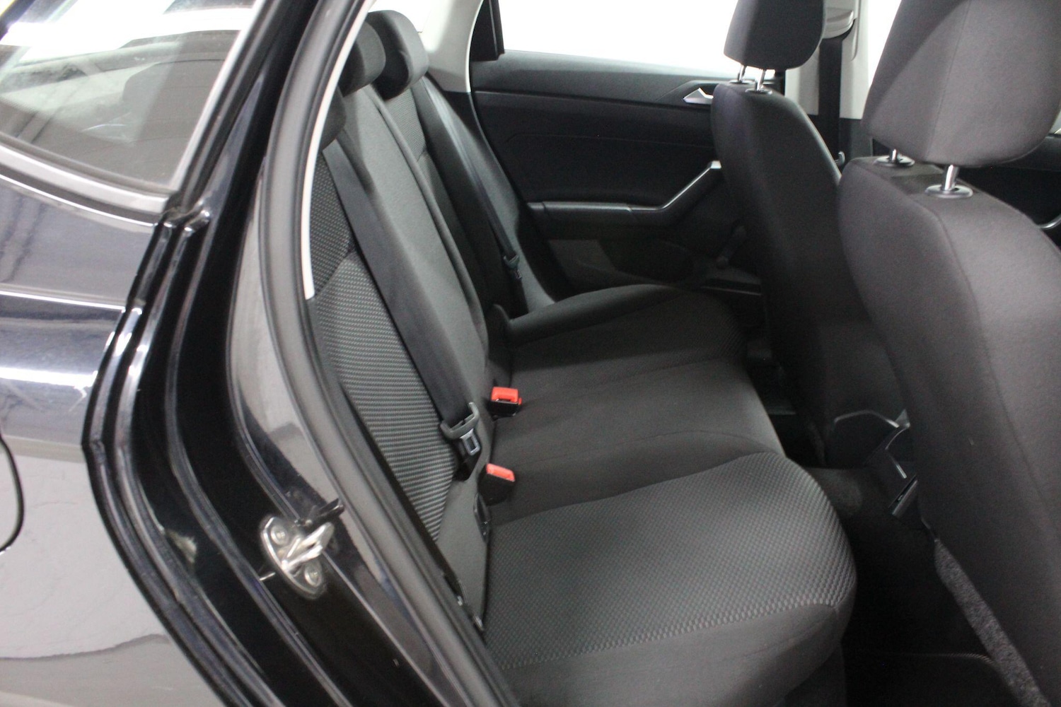 Used Volkswagen Polo 2018 for sale - 76549784: Photo 18