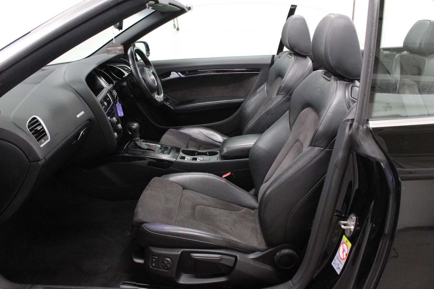 Used Audi A5 Cabriolet 2013 for sale - 76227525: Photo 23