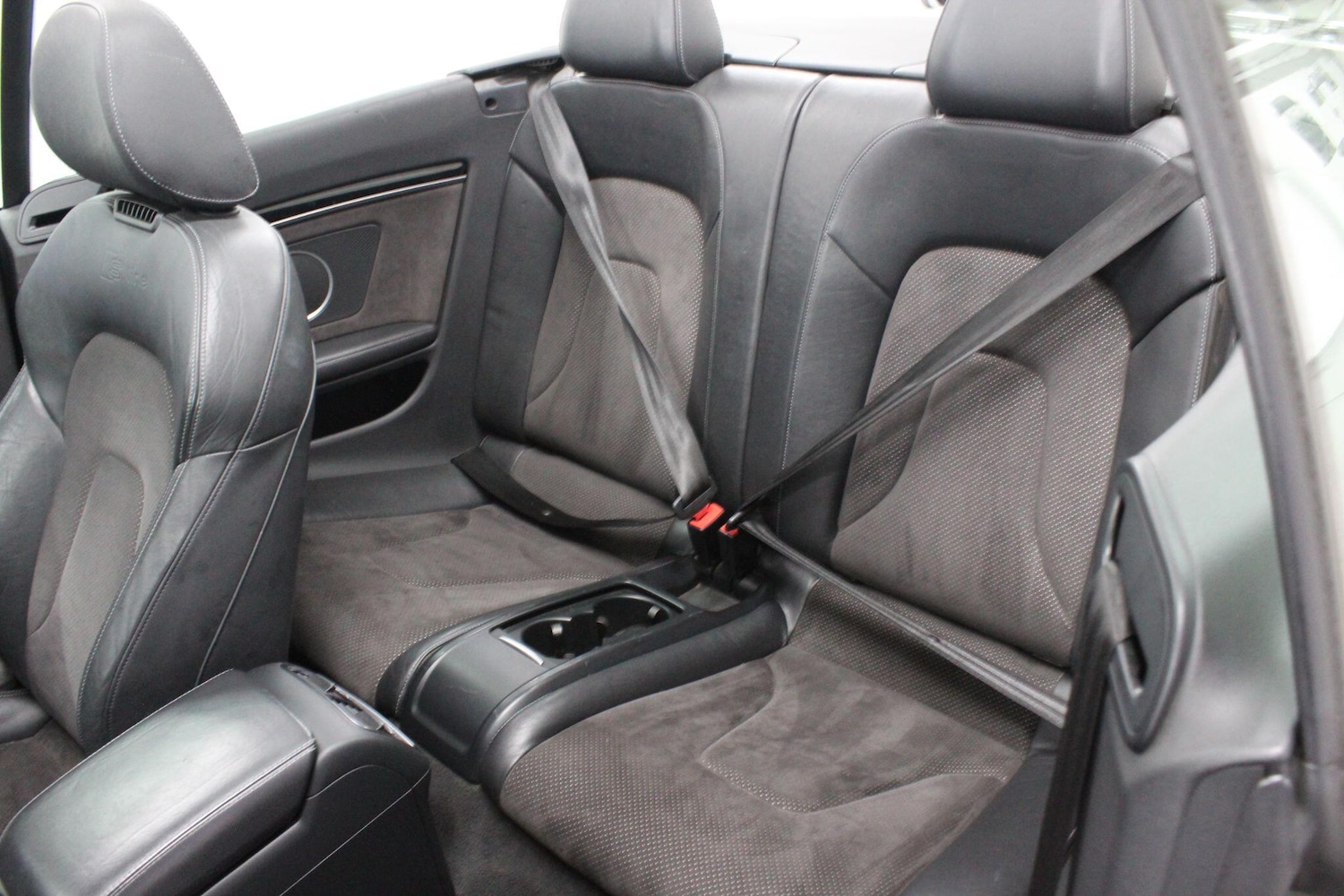 Used Audi A5 Cabriolet 2013 for sale - 76227525: Photo 27